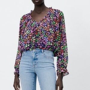 Zara Black Floral Crop - Size M - NEVER WORN - $20